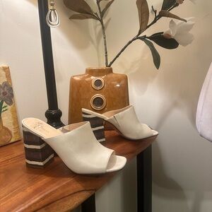 Cole Haan Ivory Leather Mule Heels Size 8.5 | Open Toe Block Heel ..4inch heel